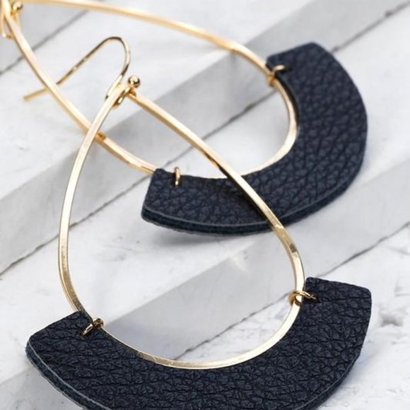 Jewelry - JUST SO SIMPLE OPEN TEAR DROP EARRINGS
